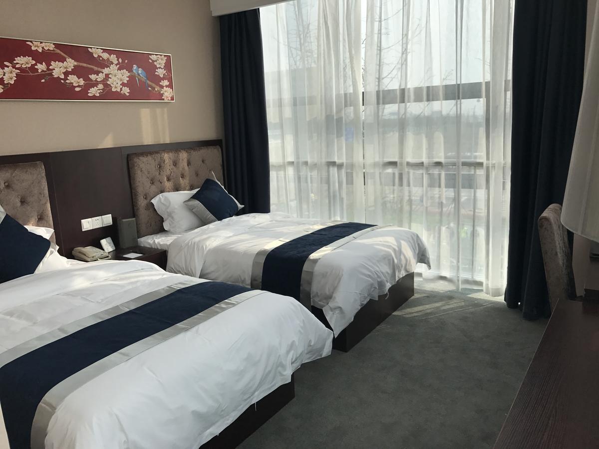 ווהאן Hubei Airport Business Hotel Tianhe Airport Branch מראה חיצוני תמונה