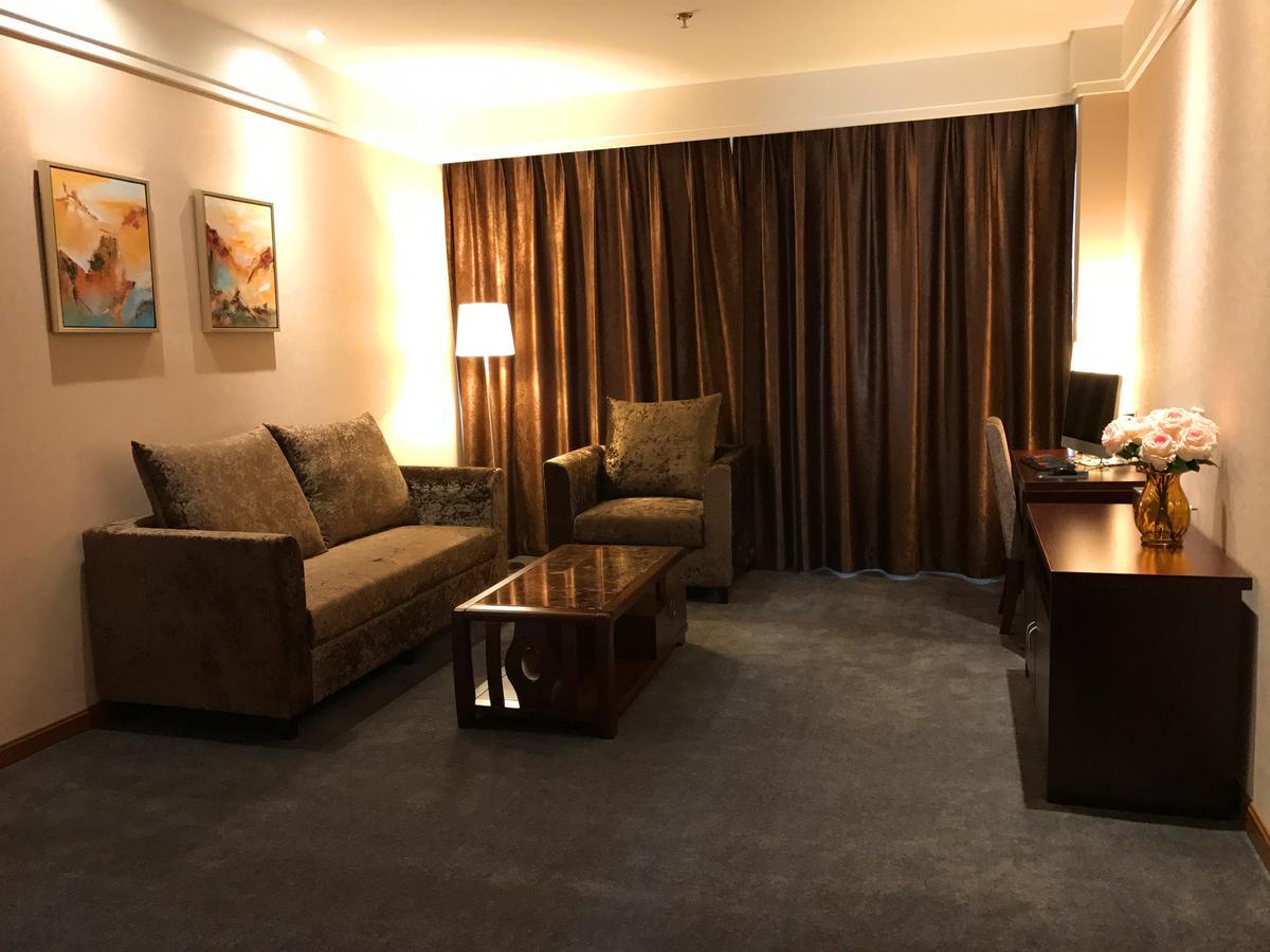 ווהאן Hubei Airport Business Hotel Tianhe Airport Branch מראה חיצוני תמונה